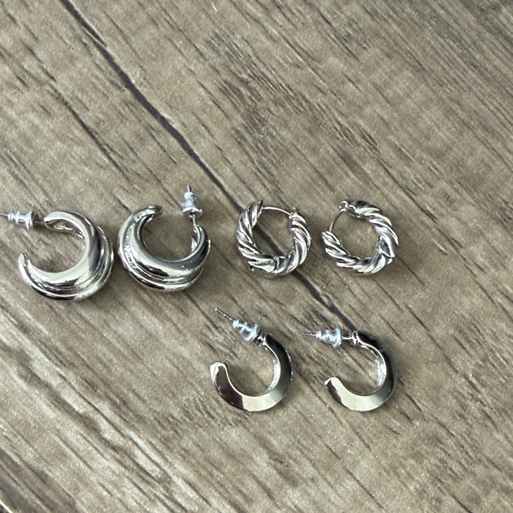 Elegant Silver Hoop Earrings Set